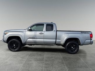 Used 2016 Toyota Tacoma SR5 video 2