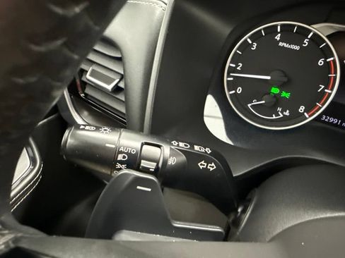 Used 2021 Nissan Rogue SL AWD/4WD image 26