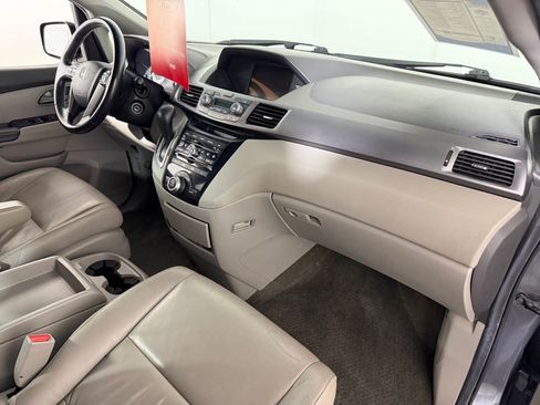 Used 2013 Honda Odyssey EX-L image 25
