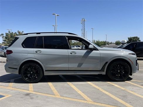 New 2026 BMW X7 xDrive40i w/ M Sport Package image 5