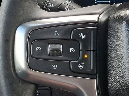 Used 2023 Chevrolet Silverado 1500 LT AWD/4WD image 23
