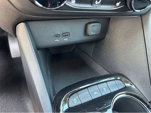 New 2026 Buick Encore GX Preferred w/ Comfort Package FWD image 24