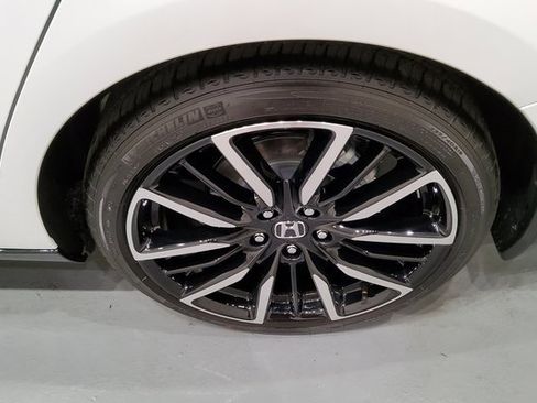 New 2025 Honda Accord Touring image 32