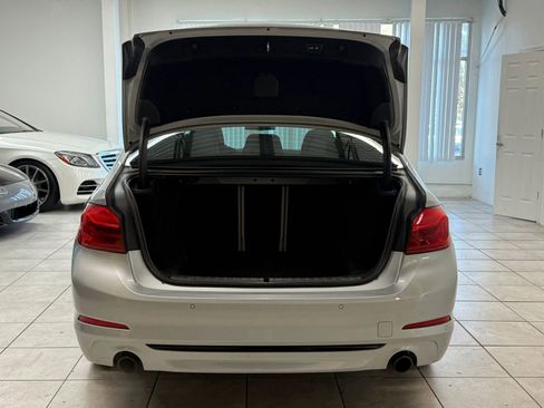 Used 2018 BMW 530i w/ Luxury Seating Package image 18