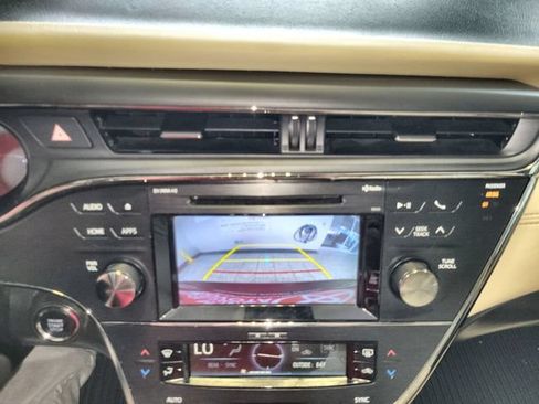 Used 2018 Toyota Avalon Limited w/ All Weather Liner Package FWD image 17