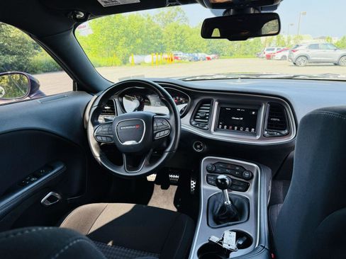 Used 2022 Dodge Challenger R/T w/ Blacktop Package image 27