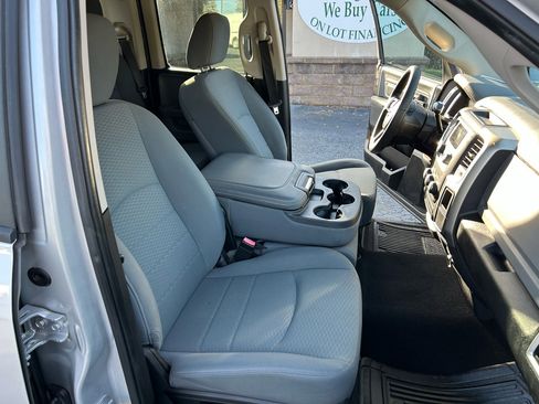 Used 2013 RAM 1500 Classic SLT image 8