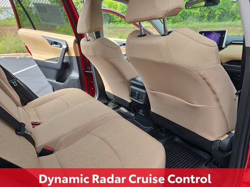 Certified 2025 Toyota RAV4 XLE w/ Convenience Package AWD/4WD image 14