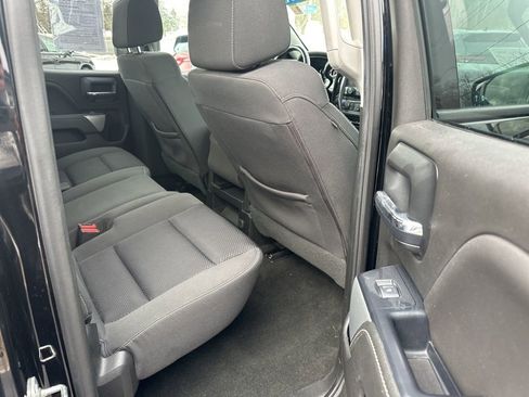 Used 2018 Chevrolet Silverado 1500 LT w/ Midnight Edition image 34