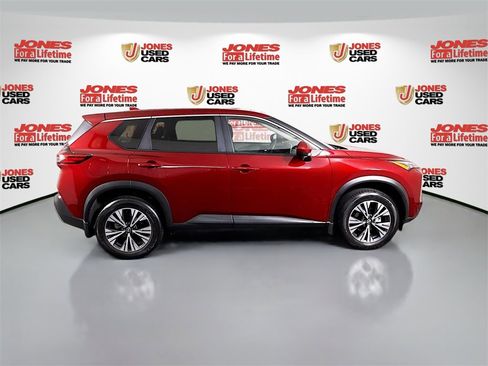Certified 2023 Nissan Rogue SV image 17