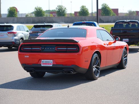 Used 2018 Dodge Challenger R/T Scat Pack RWD image 3