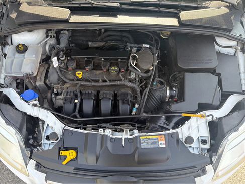 Used 2014 Ford Focus SE w/ Equipment Group 201A FWD image 14