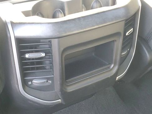 Used 2021 RAM 1500 Big Horn AWD/4WD image 11