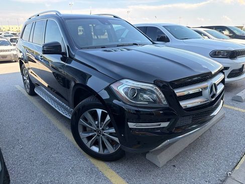 Used 2013 Mercedes-Benz GL 450 4MATIC image 4