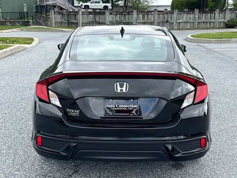 Used 2017 Honda Civic EX-T image 7