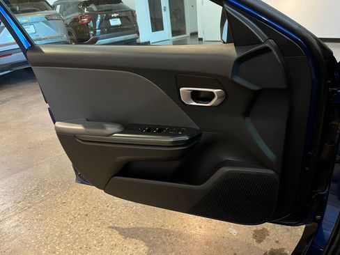 Used 2025 Kia K4 FWD image 18