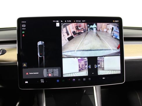 Used 2021 Tesla Model Y Long Range image 14