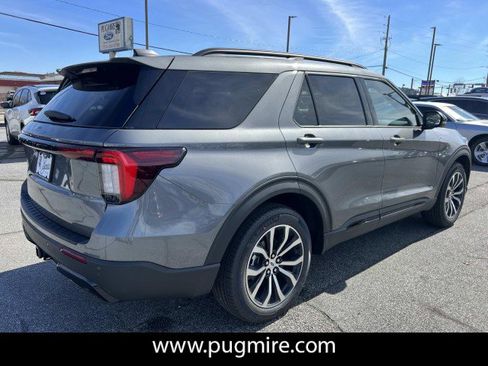 New 2026 Ford Explorer ST-Line RWD image 7