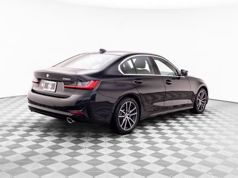 Used 2021 BMW 330i xDrive Sedan w/ Convenience Package AWD/4WD image 6