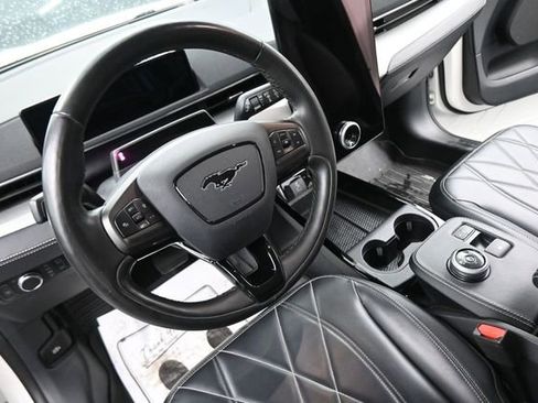 Used 2022 Ford Mustang Mach-E Select w/ Comfort/Technology Package RWD image 27