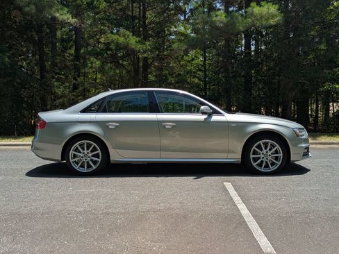 Used 2014 Audi A4 2.0T Premium Plus w/ Premium Plus Package AWD/4WD image 10
