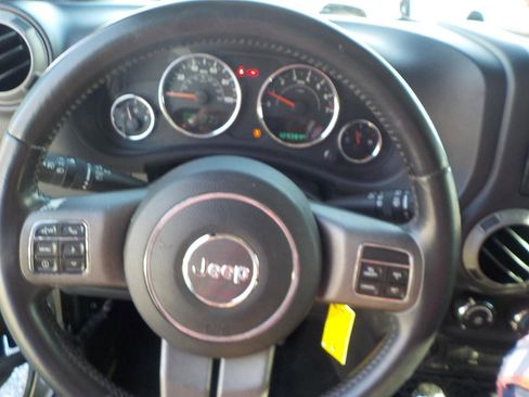 Used 2016 Jeep Wrangler Unlimited Sport image 11