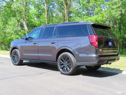 Used 2025 Ford Expedition Max Platinum w/ Stealth Appearance Package AWD/4WD image 28