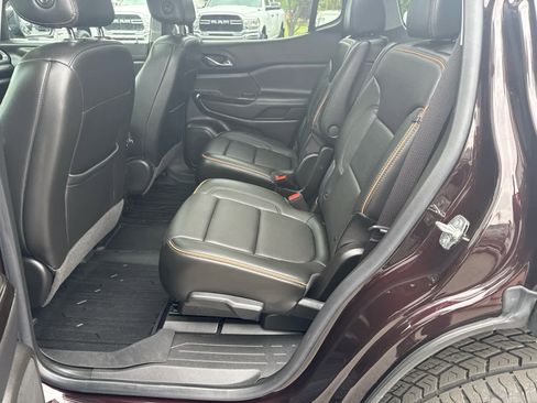 Used 2021 GMC Acadia AT4 w/ Technology Package AWD/4WD image 13