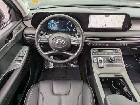 Used 2024 Hyundai Palisade SEL w/ Premium Package FWD image 18