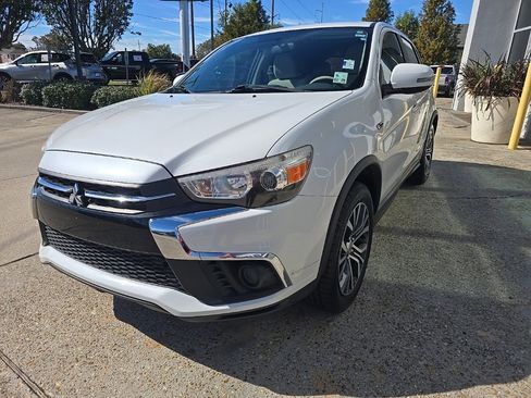 Used 2018 Mitsubishi Outlander Sport ES image 4