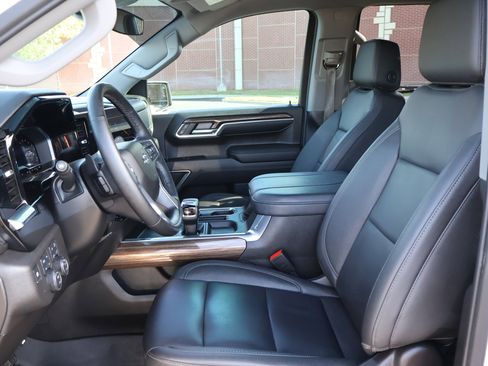 Used 2024 Chevrolet Silverado 1500 RST w/ RST All Star Premium Package image 10