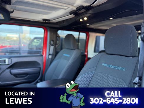 Used 2024 Jeep Wrangler Unlimited Rubicon 4xe w/ Technology Group image 9