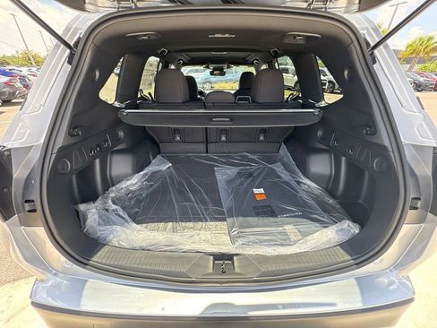 New 2026 Subaru Forester Premium AWD/4WD image 18