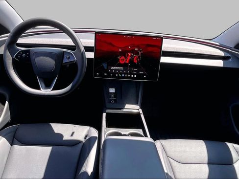 Used 2024 Tesla Model 3 Standard Range RWD image 14