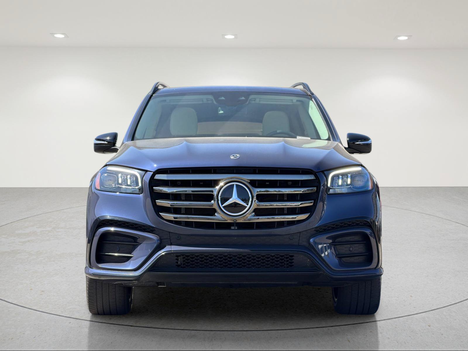 Used 2024 Mercedes-Benz GLS 450 4MATIC image 8
