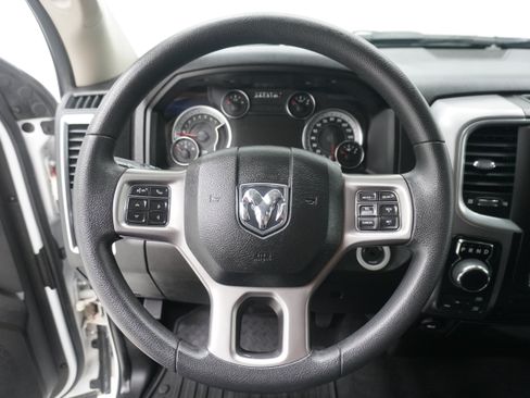 Used 2023 RAM 1500 Classic SLT w/ Electronics Group AWD/4WD image 14