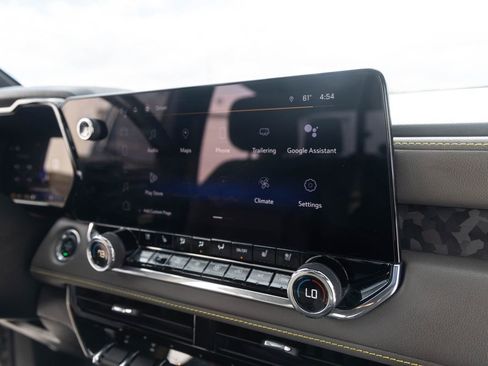 Used 2023 Chevrolet Colorado ZR2 w/ ZR2 Convenience Package III image 30