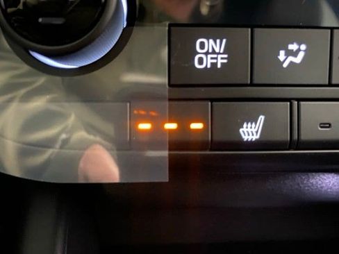 New 2026 Subaru Outback Limited AWD/4WD image 21
