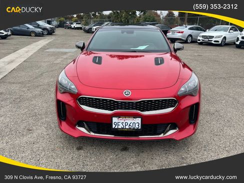 Used 2018 Kia Stinger GT2 image 2
