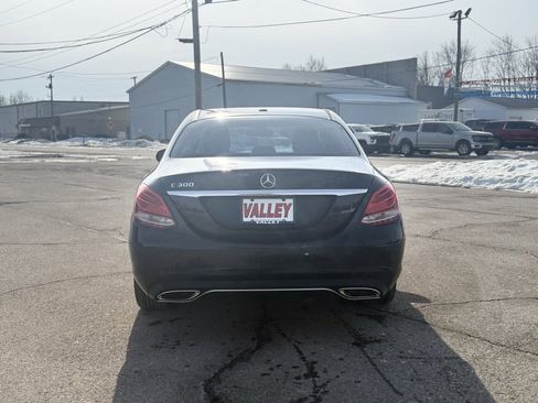 Used 2015 Mercedes-Benz C 300 Sedan image 5
