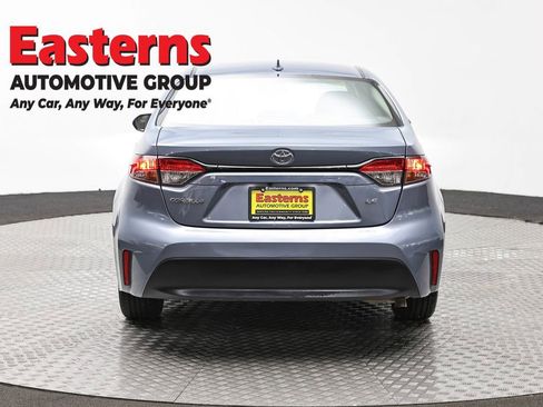 Used 2023 Toyota Corolla LE FWD image 6