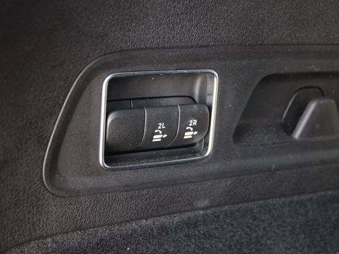 Certified 2022 Mercedes-Benz GLS 450 4MATIC image 32