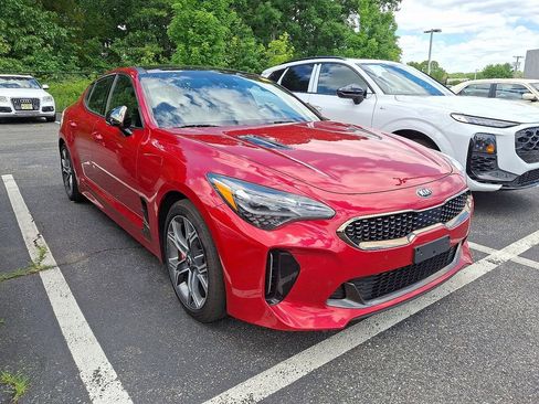 Used 2019 Kia Stinger GT1 AWD/4WD image 3