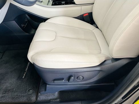 Used 2022 Hyundai Palisade SEL w/ 8P Bench Seat Package FWD image 19