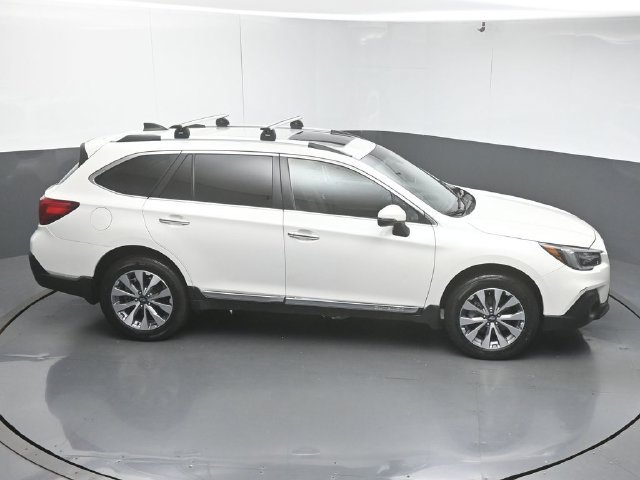 Used 2019 Subaru Outback 3.6R Touring w/ Popular Package #3A AWD/4WD image 50
