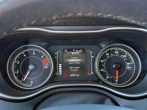 Used 2021 Jeep Cherokee Latitude Plus w/ Sun & Sound Group image 18