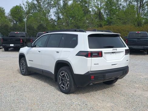 New 2026 Jeep Cherokee Laredo AWD/4WD image 3