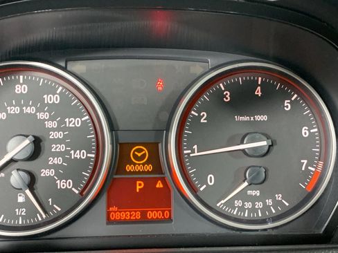 Used 2009 BMW 328i xDrive Sedan AWD/4WD image 24
