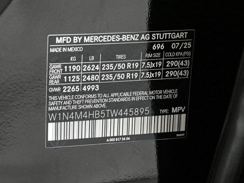 Certified 2026 Mercedes-Benz GLB 250 4MATIC image 27