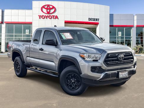 Used 2019 Toyota Tacoma SR5 image 1